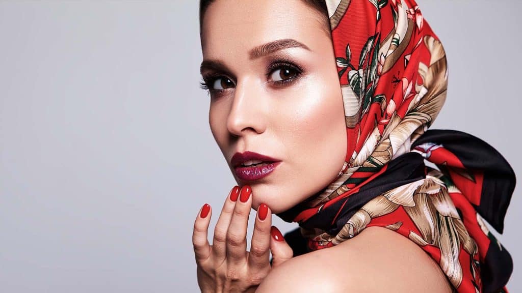  Stylish Headwear for Fashionable Women