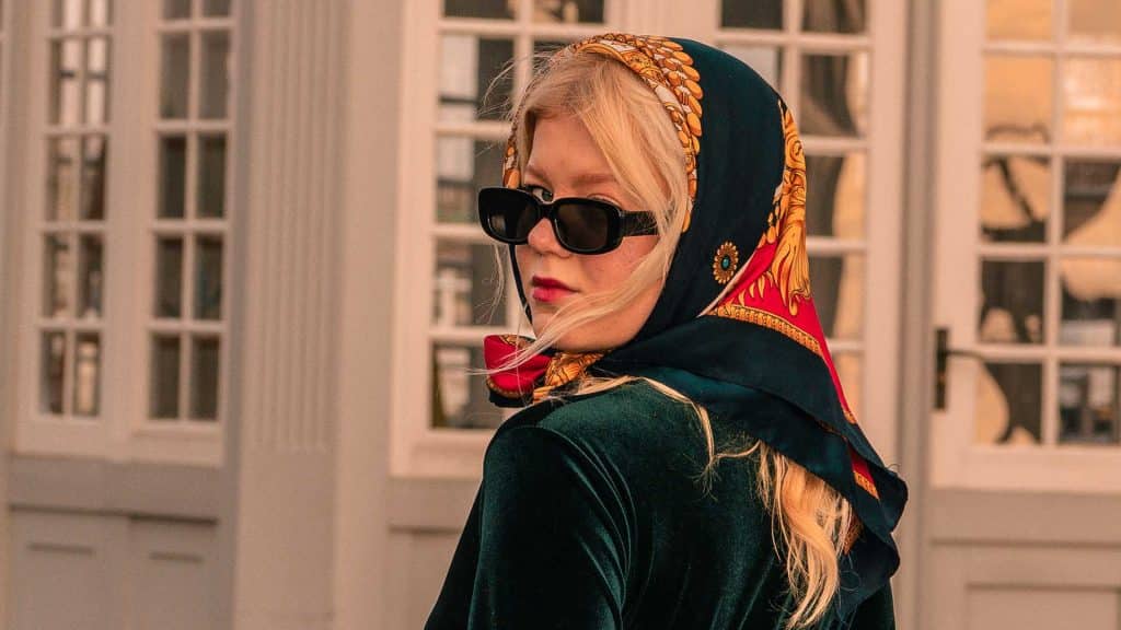  Stylish Headwear for Fashionable Women